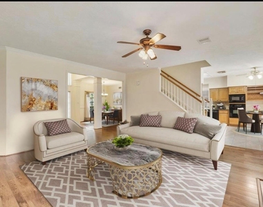 17335 Meadow Heights Drive - Photo Thumbnail 14