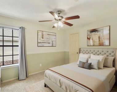 17335 Meadow Heights Drive - Photo Thumbnail 20