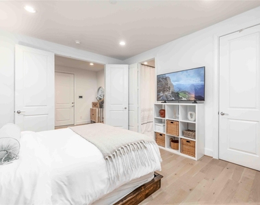2730 Dolce Oaks Drive - Photo Thumbnail 7