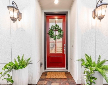 2730 Dolce Oaks Drive - Photo Thumbnail 4