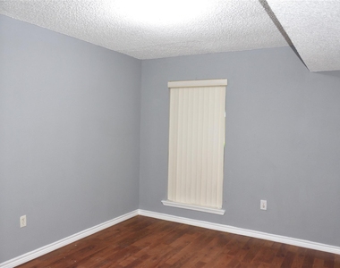 250 El Dorado Boulevard - Photo Thumbnail 13