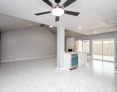 23515 Briarcreek Boulevard - Photo Thumbnail 12