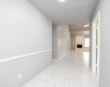 23515 Briarcreek Boulevard - Photo Thumbnail 5
