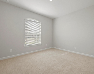 2908 Fair Wind Lane - Photo Thumbnail 5