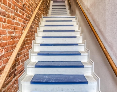 112 E Alamo Street - Photo Thumbnail 2