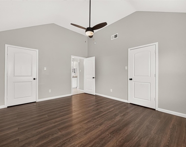 2519 Silver Cypress Drive - Photo Thumbnail 10