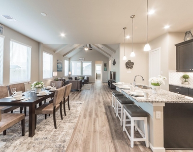 8710 Crossing Oak Lane - Photo Thumbnail 3
