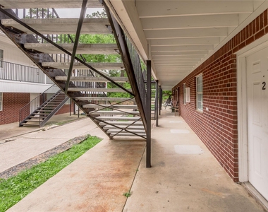 600 Palm Street - Photo Thumbnail 16