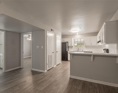 600 Palm Street - Photo Thumbnail 3