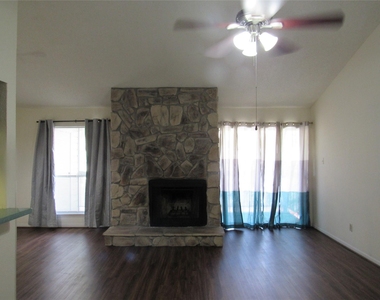 17401 Red Oak Drive - Photo Thumbnail 18