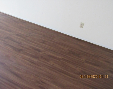 17401 Red Oak Drive - Photo Thumbnail 33