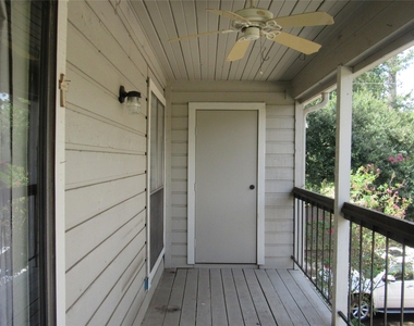 17401 Red Oak Drive - Photo Thumbnail 24