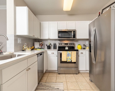 4001 Fannin Street - Photo Thumbnail 5