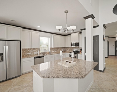 249 Castlegate Lane - Photo Thumbnail 5