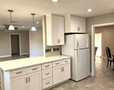 5470 Carew Street - Photo Thumbnail 7