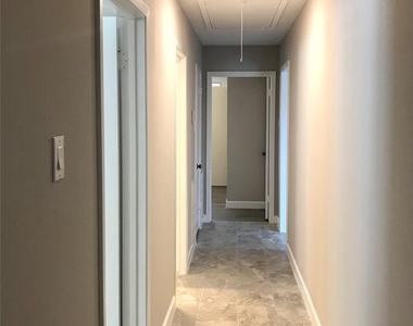 5470 Carew Street - Photo Thumbnail 15