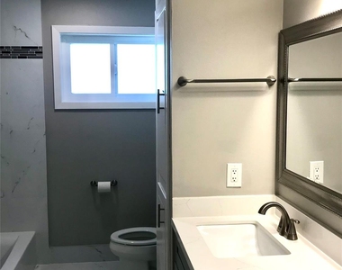 5470 Carew Street - Photo Thumbnail 18