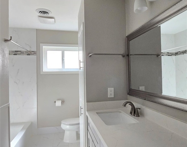 5470 Carew Street - Photo Thumbnail 16
