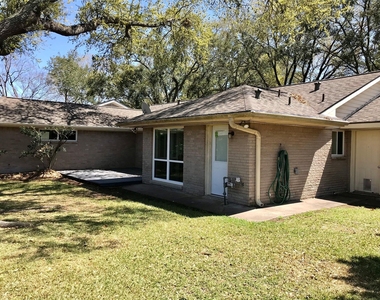 5470 Carew Street - Photo Thumbnail 21