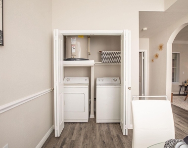 4001 Fannin Street - Photo Thumbnail 7