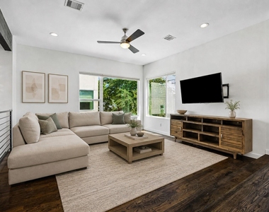 1217 Wagner Street - Photo Thumbnail 2