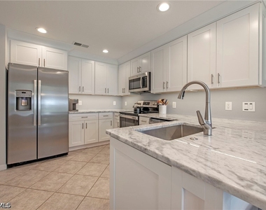 22971 Rosedale Drive - Photo Thumbnail 6