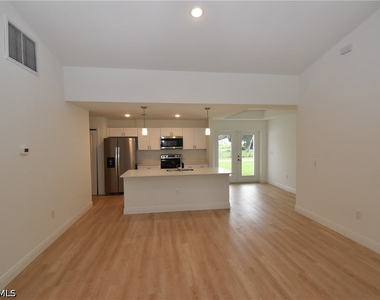 4668 Addley Avenue - Photo Thumbnail 15