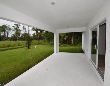 4668 Addley Avenue - Photo Thumbnail 13