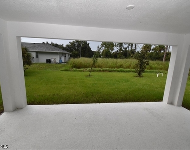 4668 Addley Avenue - Photo Thumbnail 10