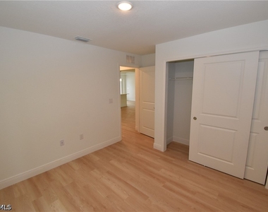 4668 Addley Avenue - Photo Thumbnail 19