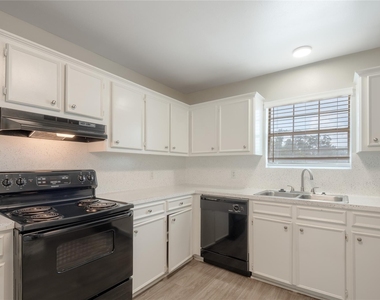 600 Palm Street - Photo Thumbnail 5