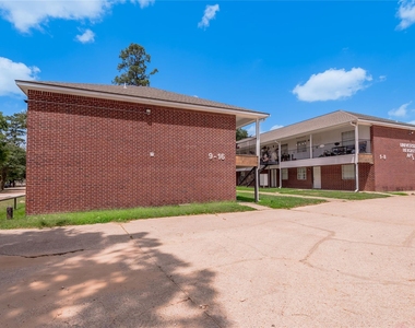 600 Palm Street - Photo Thumbnail 16