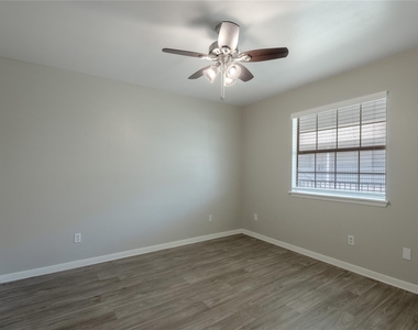 600 Palm Street - Photo Thumbnail 8