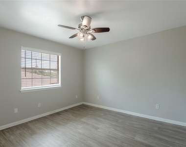 600 Palm Street - Photo Thumbnail 12