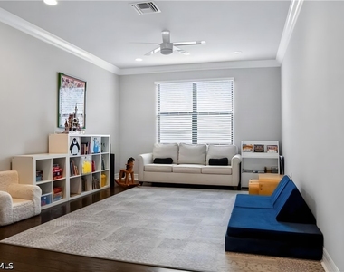 4384 Aurora Street - Photo Thumbnail 22