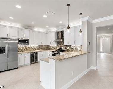 4384 Aurora Street - Photo Thumbnail 6
