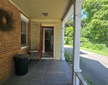 722 Central - Photo Thumbnail 2