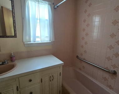 722 Central - Photo Thumbnail 5