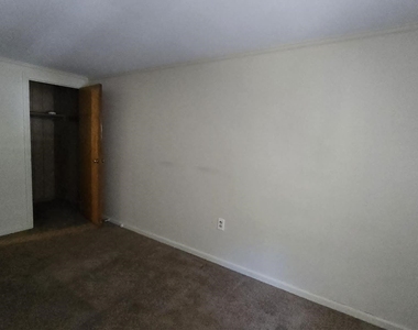 722 Central - Photo Thumbnail 15