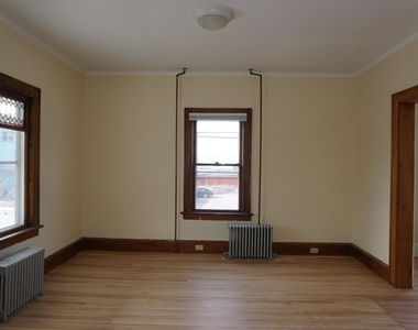 6 Adams - Photo Thumbnail 23