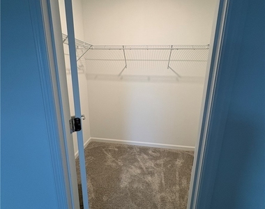 1545 Lake Jessup Circle - Photo Thumbnail 18