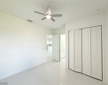 4322 Kismet Parkway W - Photo Thumbnail 15