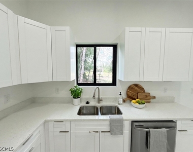 4322 Kismet Parkway W - Photo Thumbnail 11