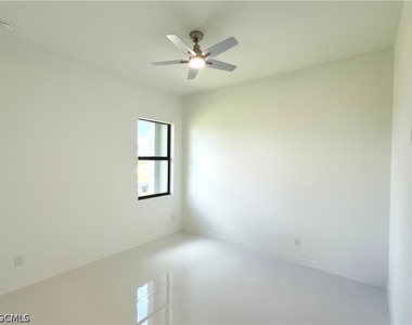 4322 Kismet Parkway W - Photo Thumbnail 13