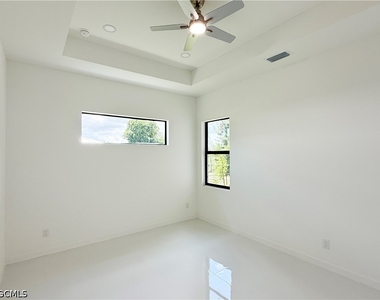 4322 Kismet Parkway W - Photo Thumbnail 20