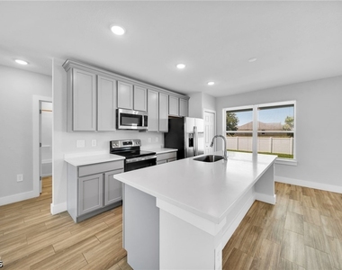 2835 Nw Embers Terrace - Photo Thumbnail 7