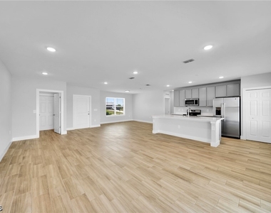 2835 Nw Embers Terrace - Photo Thumbnail 4