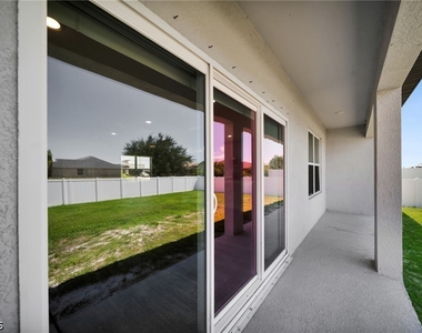 2835 Nw Embers Terrace - Photo Thumbnail 24