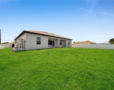 2835 Nw Embers Terrace - Photo Thumbnail 27