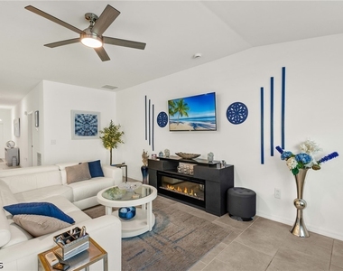 3813 Treasure Oak Way - Photo Thumbnail 2